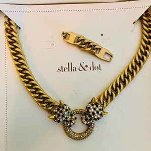 Stella & Dot Roar Statement Necklace